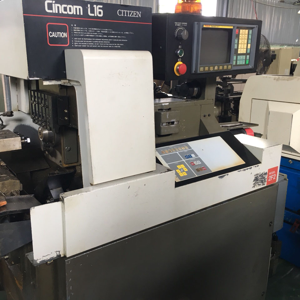 Máy tiện Cincom L16